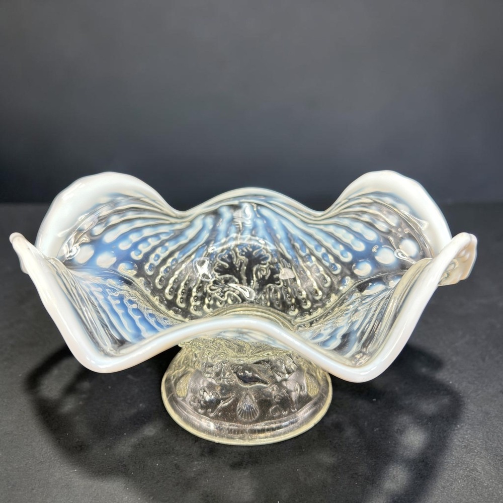 Northwood White Opalescent Glass Ruffle Compote Bowl Seashell Nautilus Argonaut